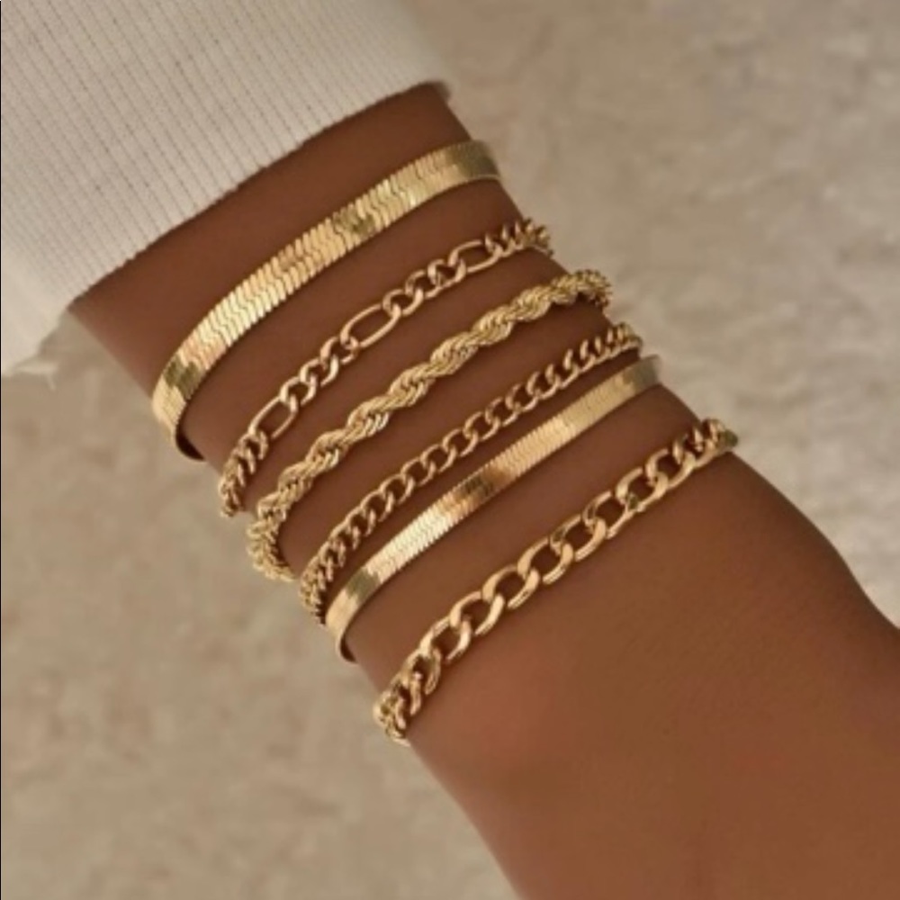 NWT Gold Chain Bracelets Set of 6